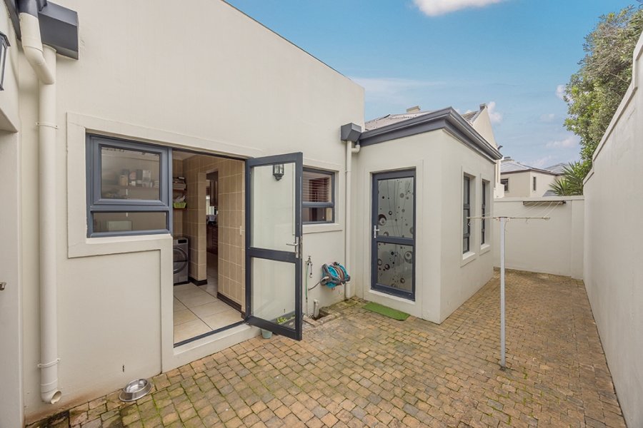 5 Bedroom Property for Sale in Big Bay Western Cape